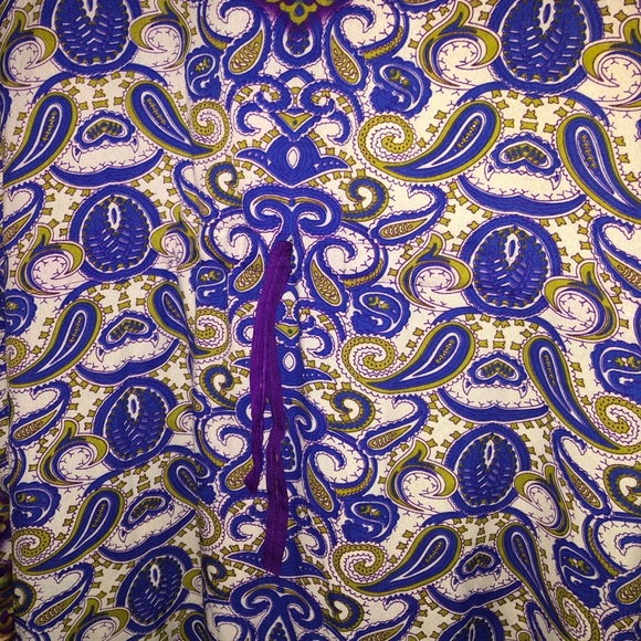 Patterned Tunic - Picture 6 of 7